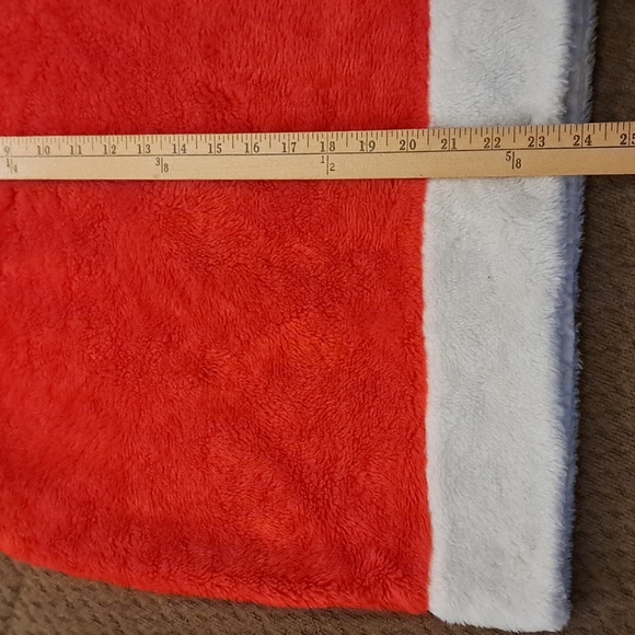 Giant Santa Hat - Picture 5 of 5